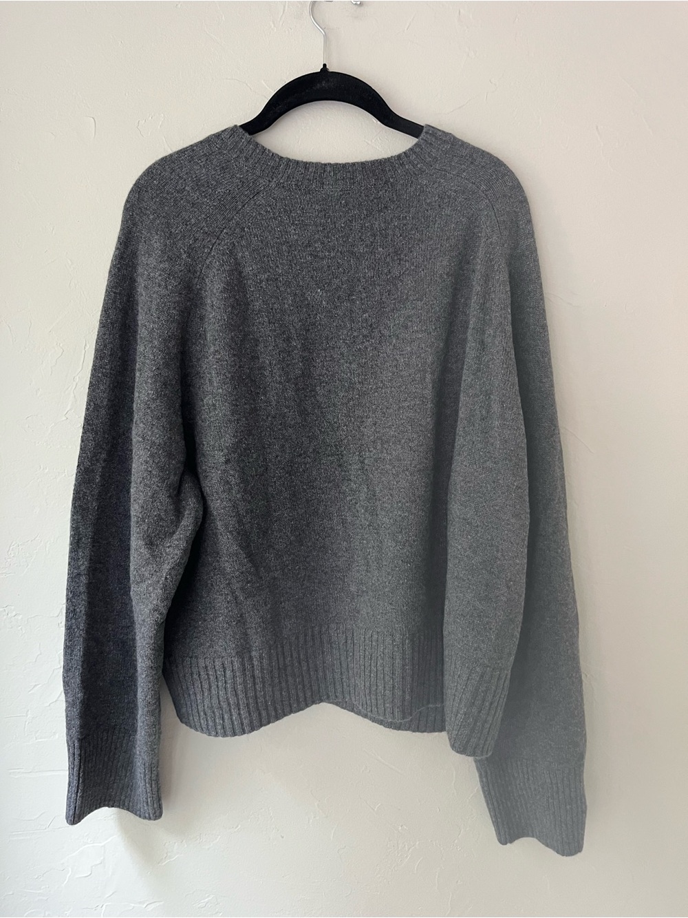EVERLANE THE BOXY CREWNECK CASHMERE SWEATER IN HEATHER CHARCOAL M XL - Picture 5 of 5